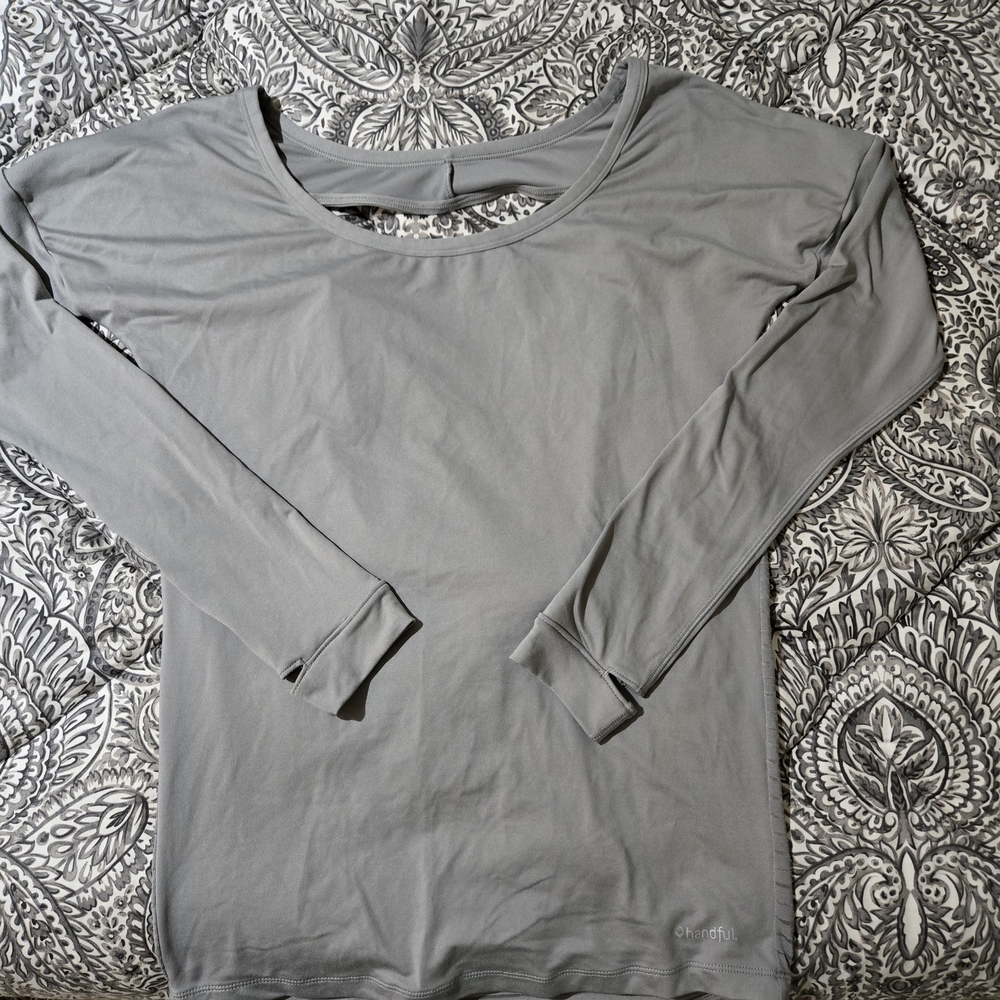 Women's Handful Peek A Breeze Top